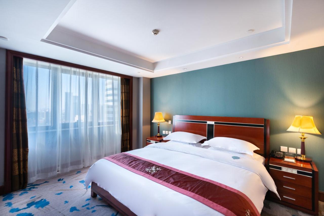 Golden Ocean Hotel Tianjin Bagian luar foto