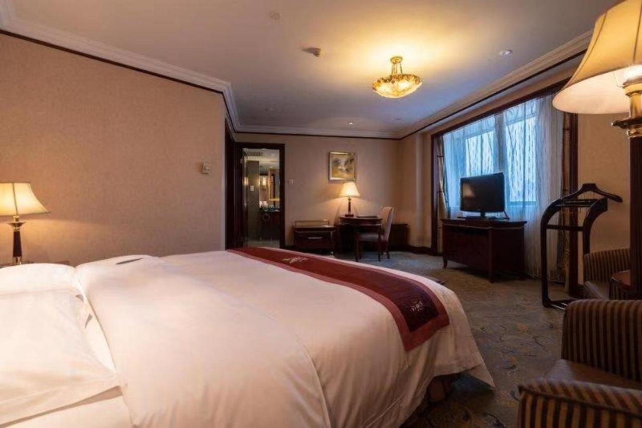 Golden Ocean Hotel Tianjin Bagian luar foto
